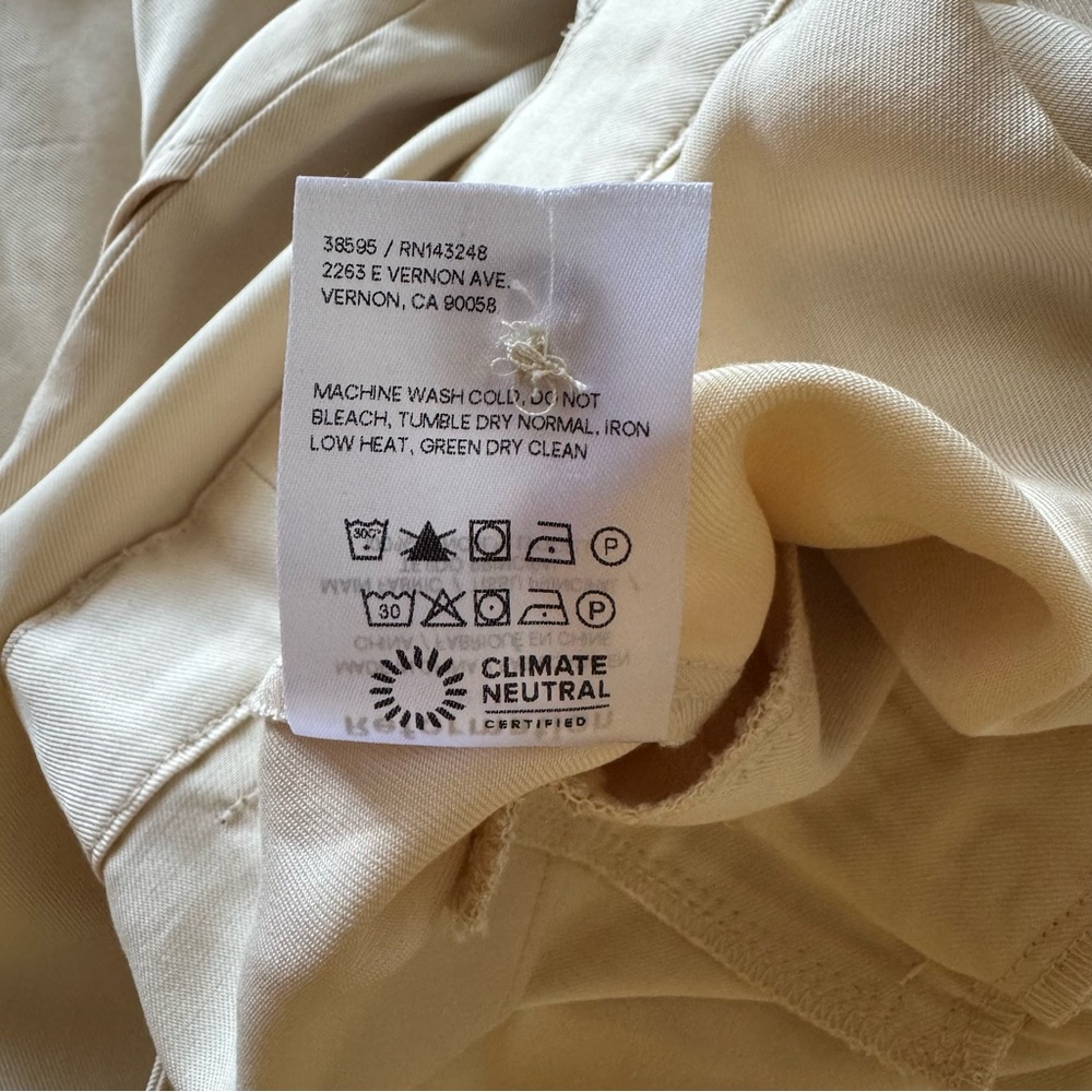 Reformation Mason Pant 8 Petite Short Sugar Color - Picture 9 of 10
